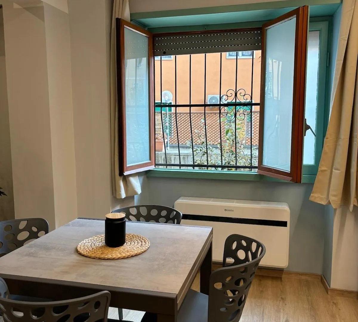 Suite Dell'Arte Rome 0*,